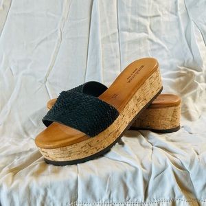 Sundance Snakeskin Platform Slides NWOT